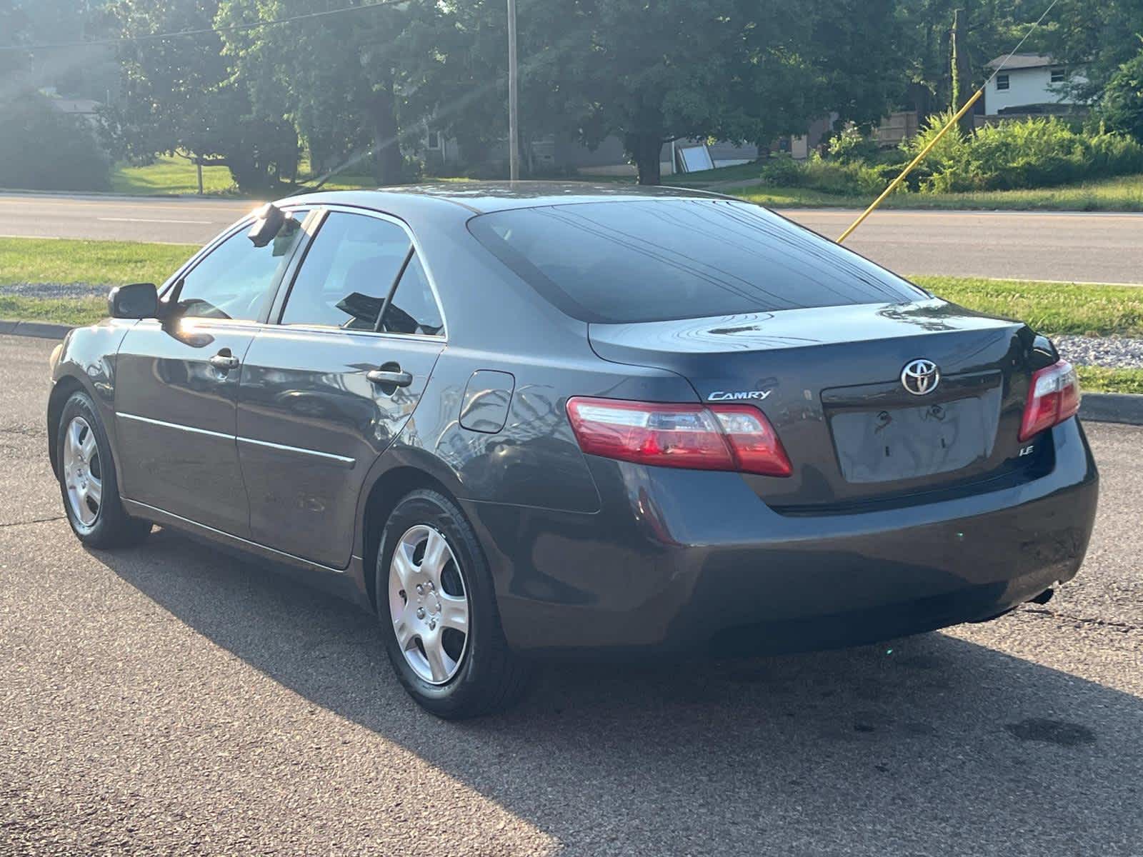 2009 Toyota Camry LE 6