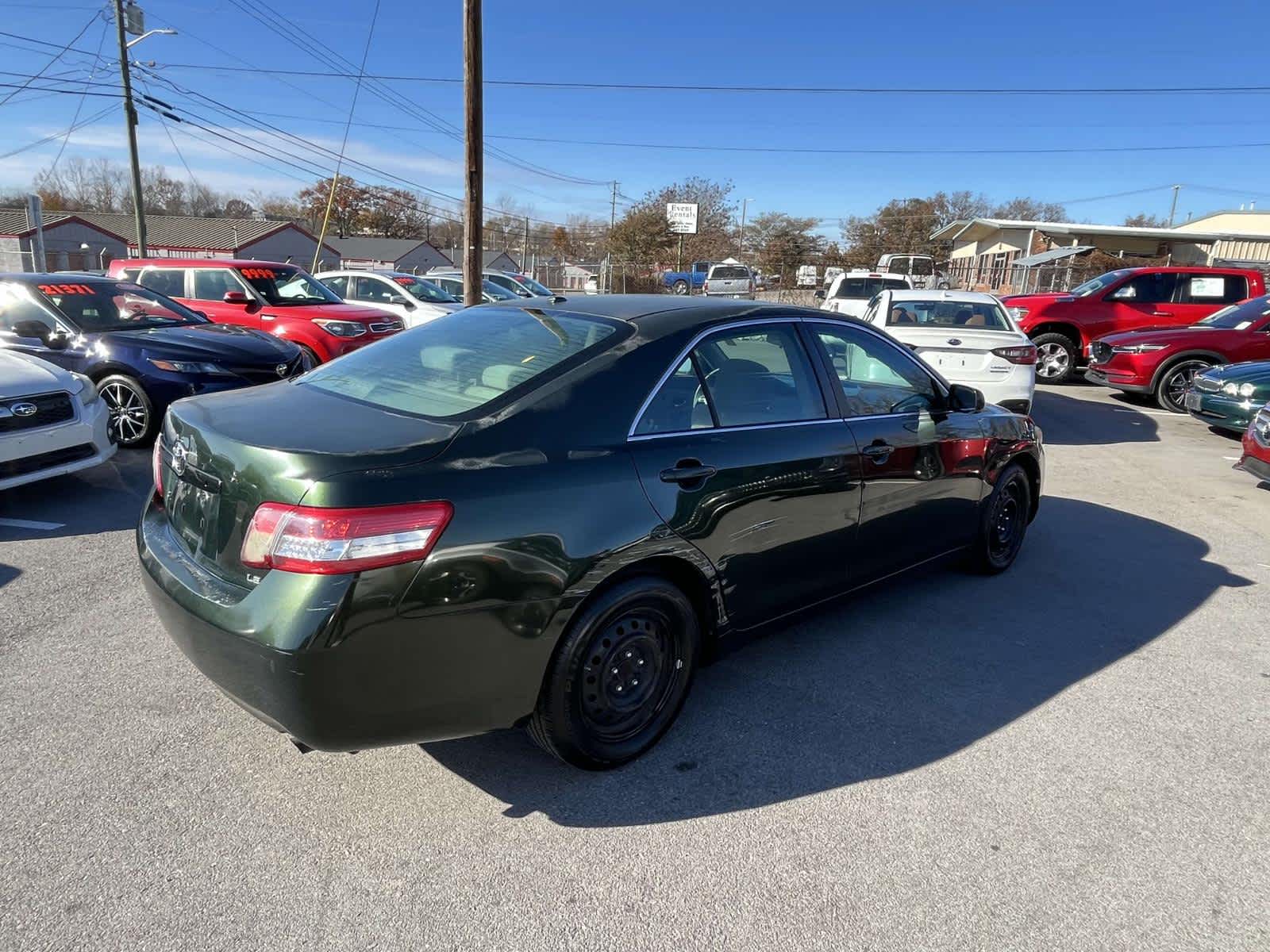 2010 Toyota Camry  8