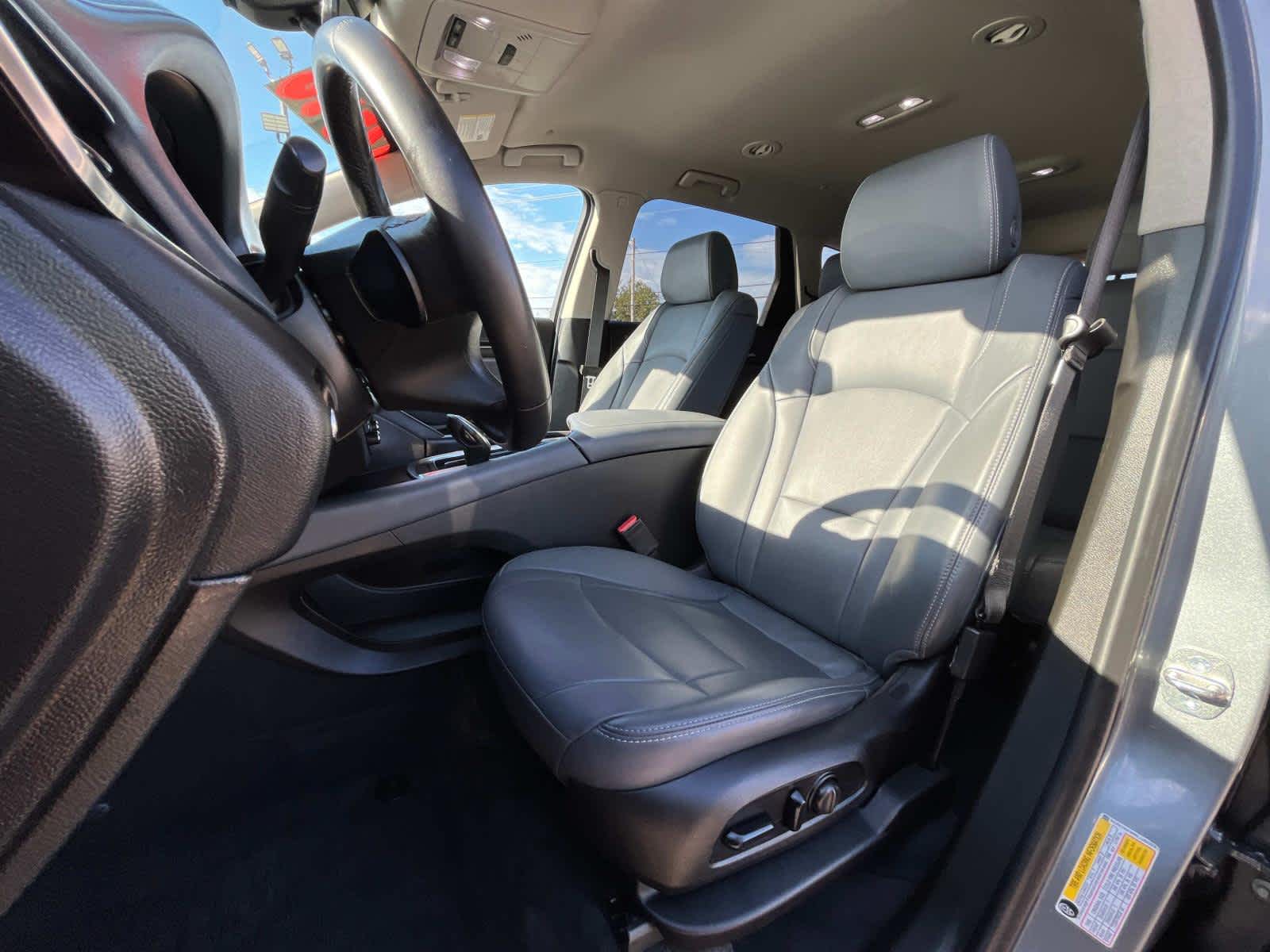 2019 Buick Enclave Essence 24