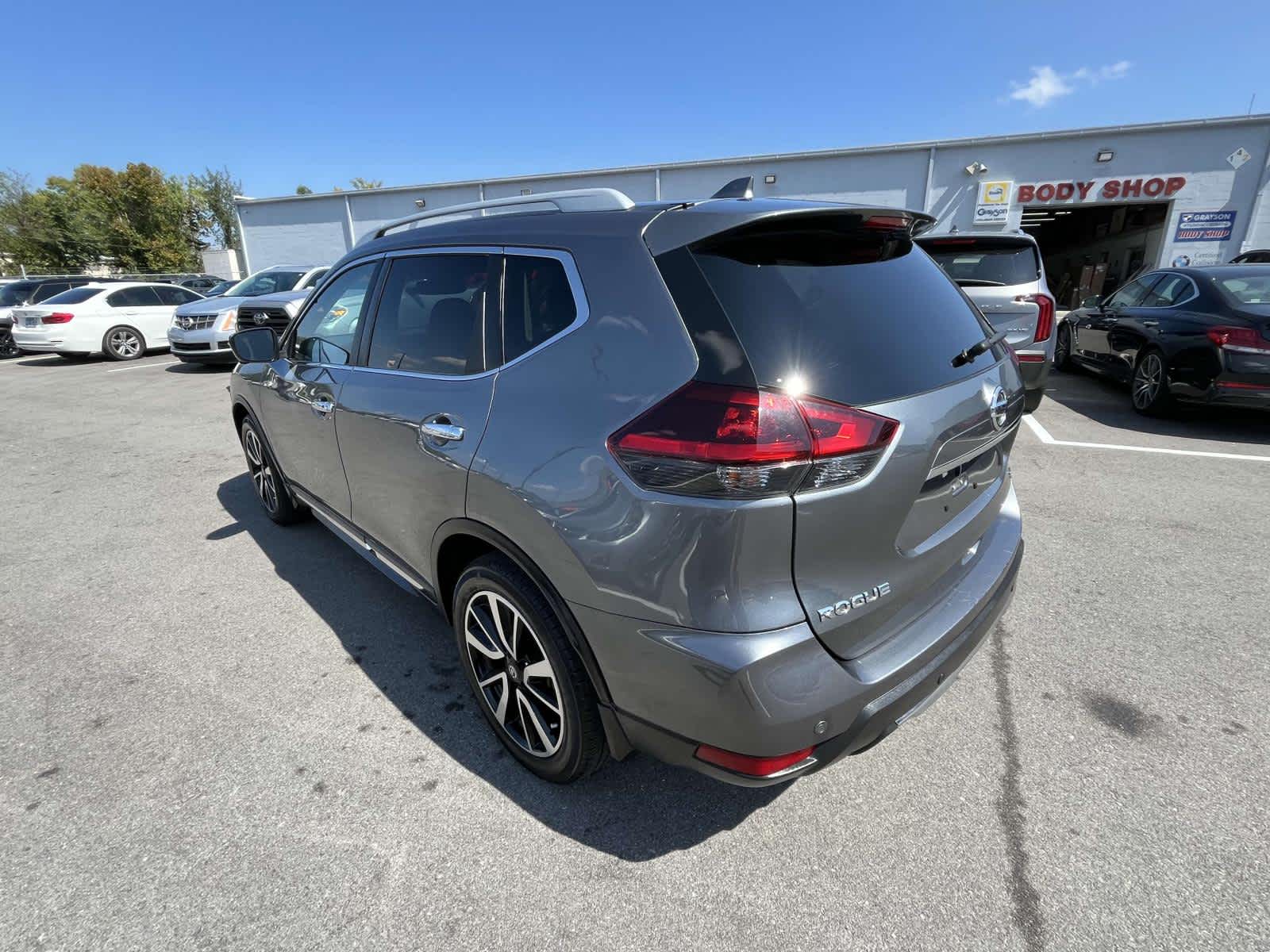 2020 Nissan Rogue SL 6