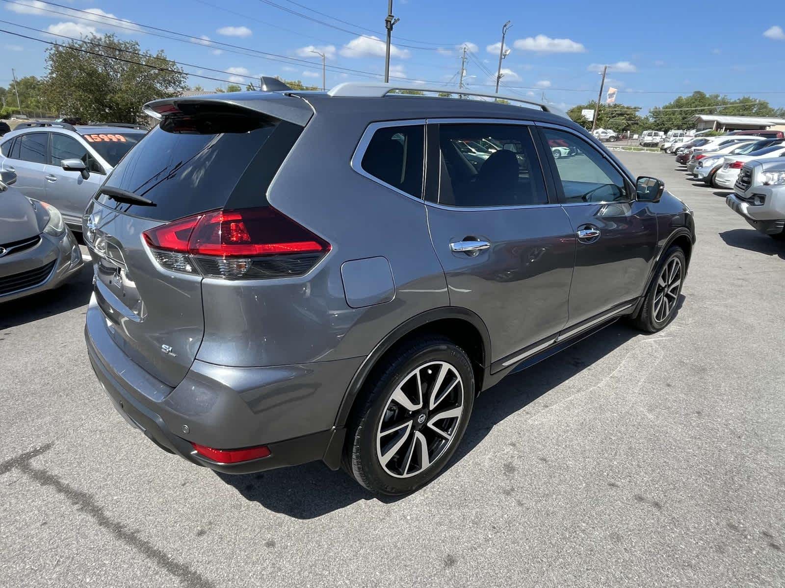 2020 Nissan Rogue SL 8