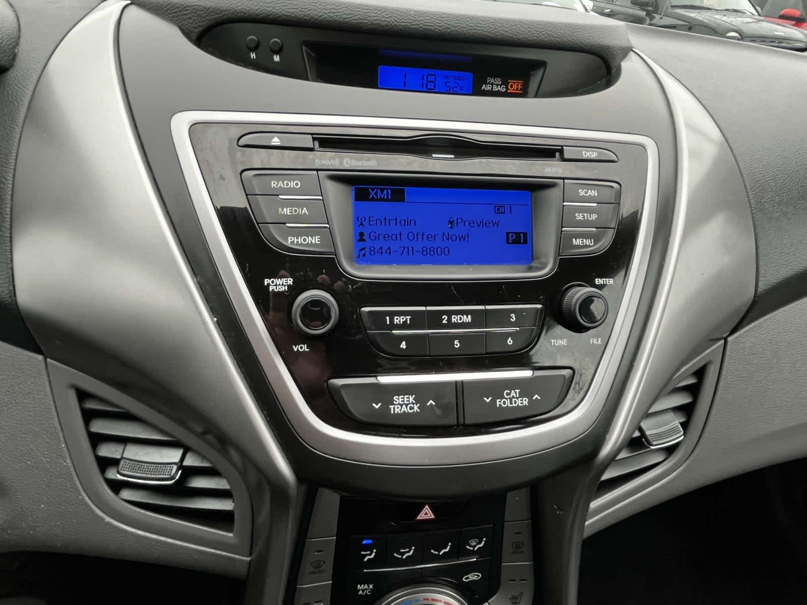 2013 Hyundai Elantra GLS 16