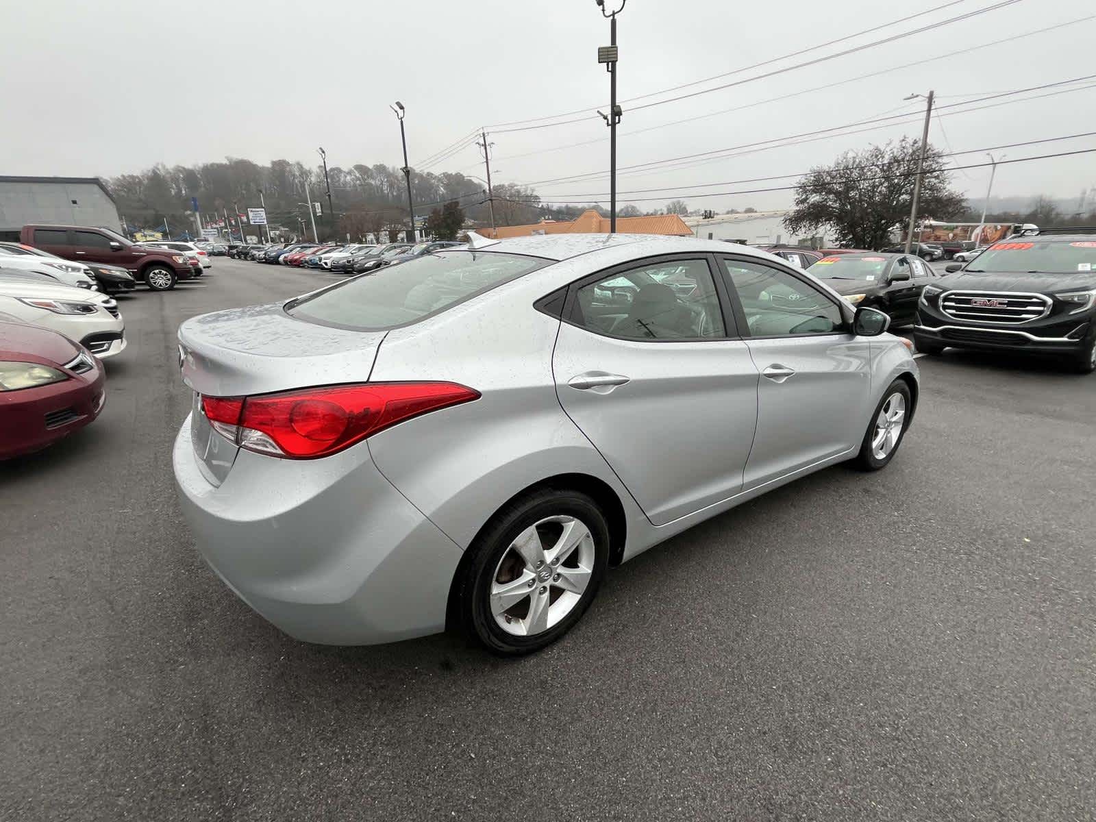 2013 Hyundai Elantra GLS 8