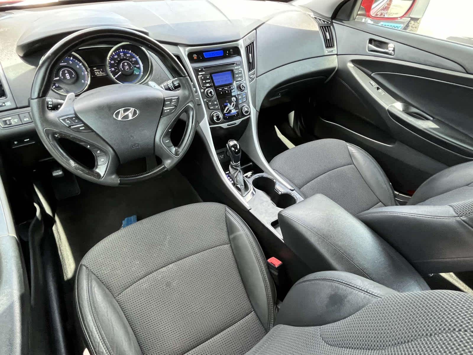 2011 Hyundai Sonata SE 13