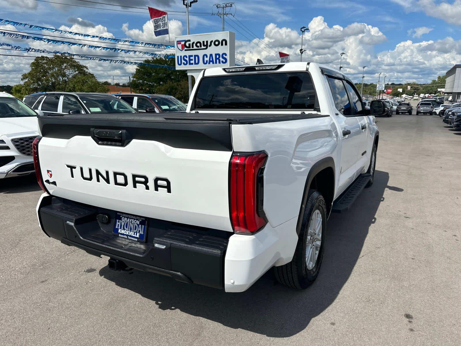 2024 Toyota Tundra SR5 CrewMax 5.5 Bed 8