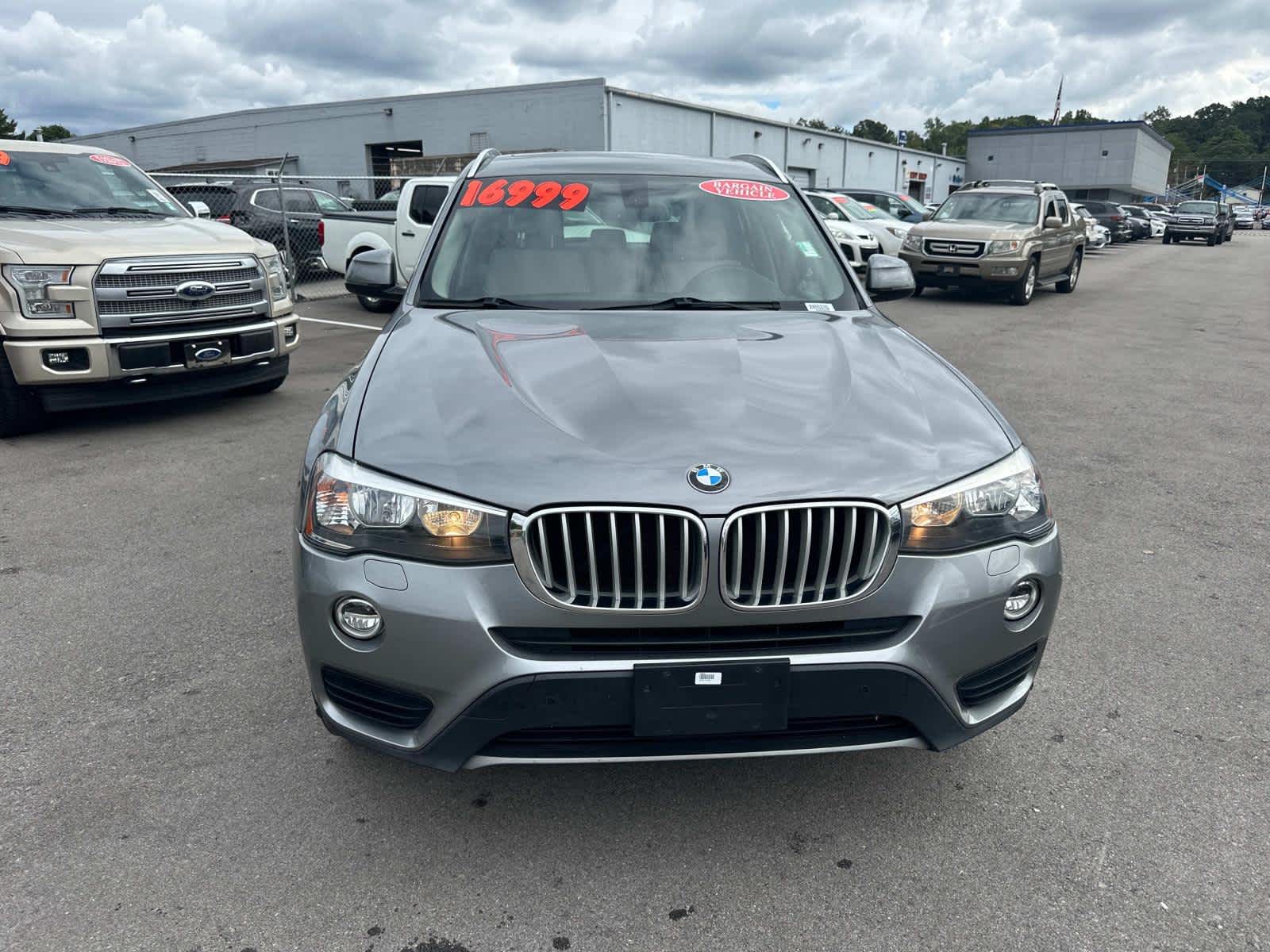 2017 BMW X3 sDrive28i 3