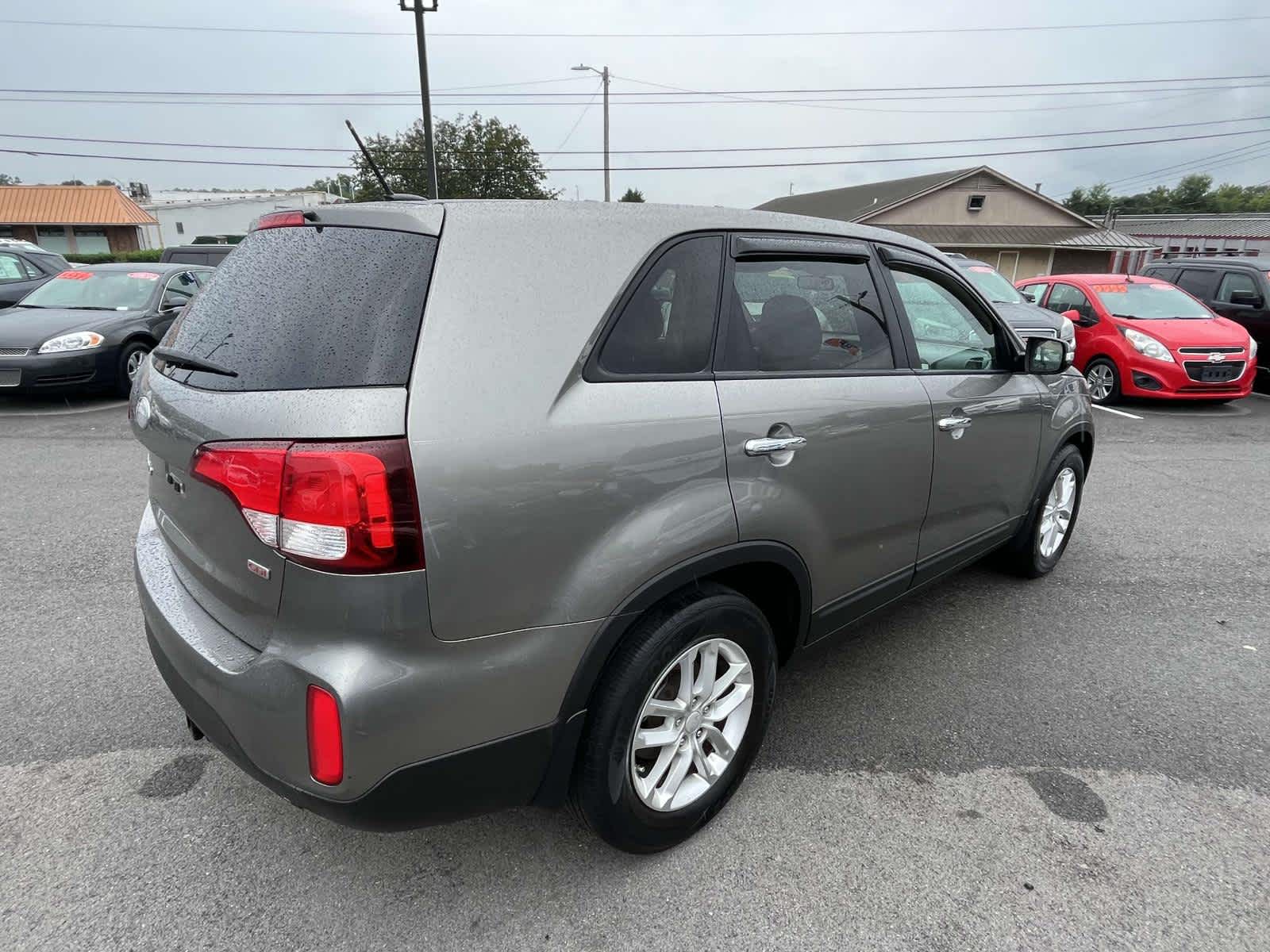 2014 Kia Sorento LX 8