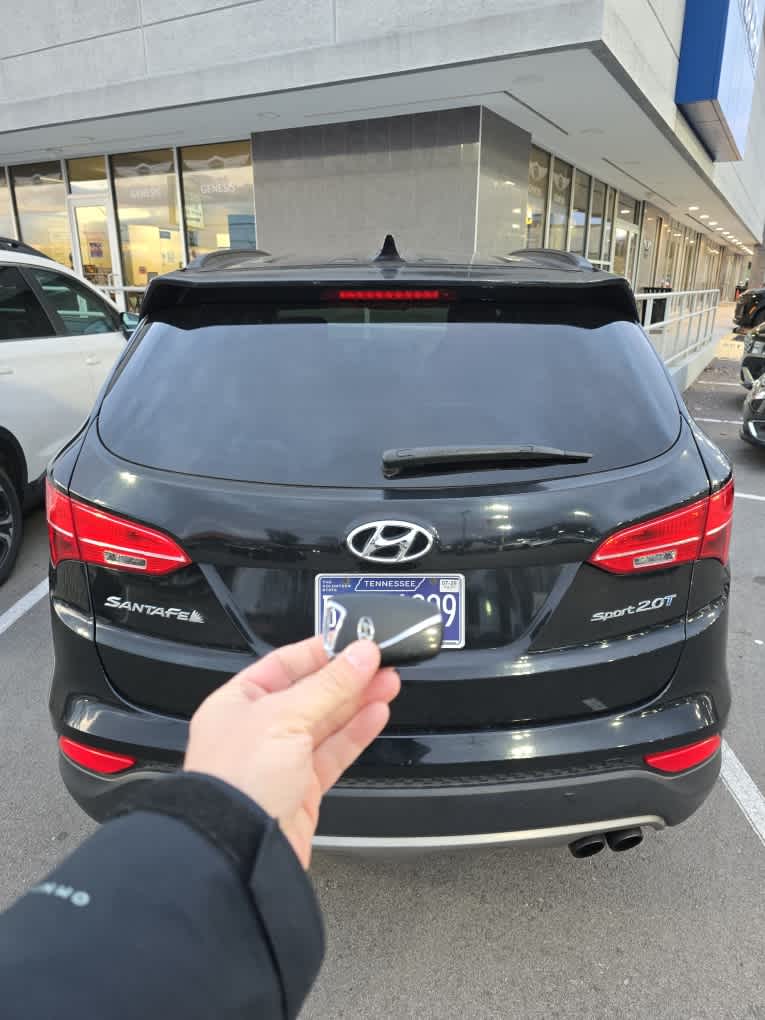 2013 Hyundai Santa Fe 2.0T Sport 3