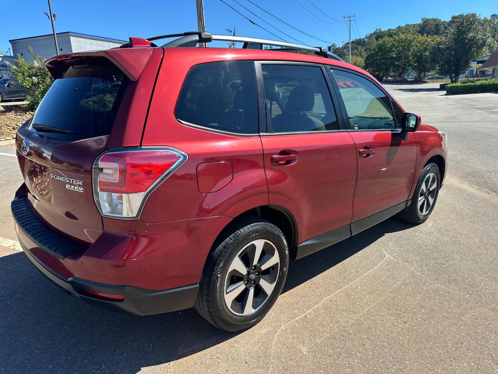 2017 Subaru Forester Premium 8