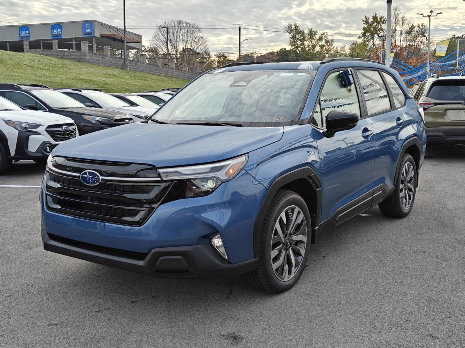 2025 Subaru Forester Touring 3