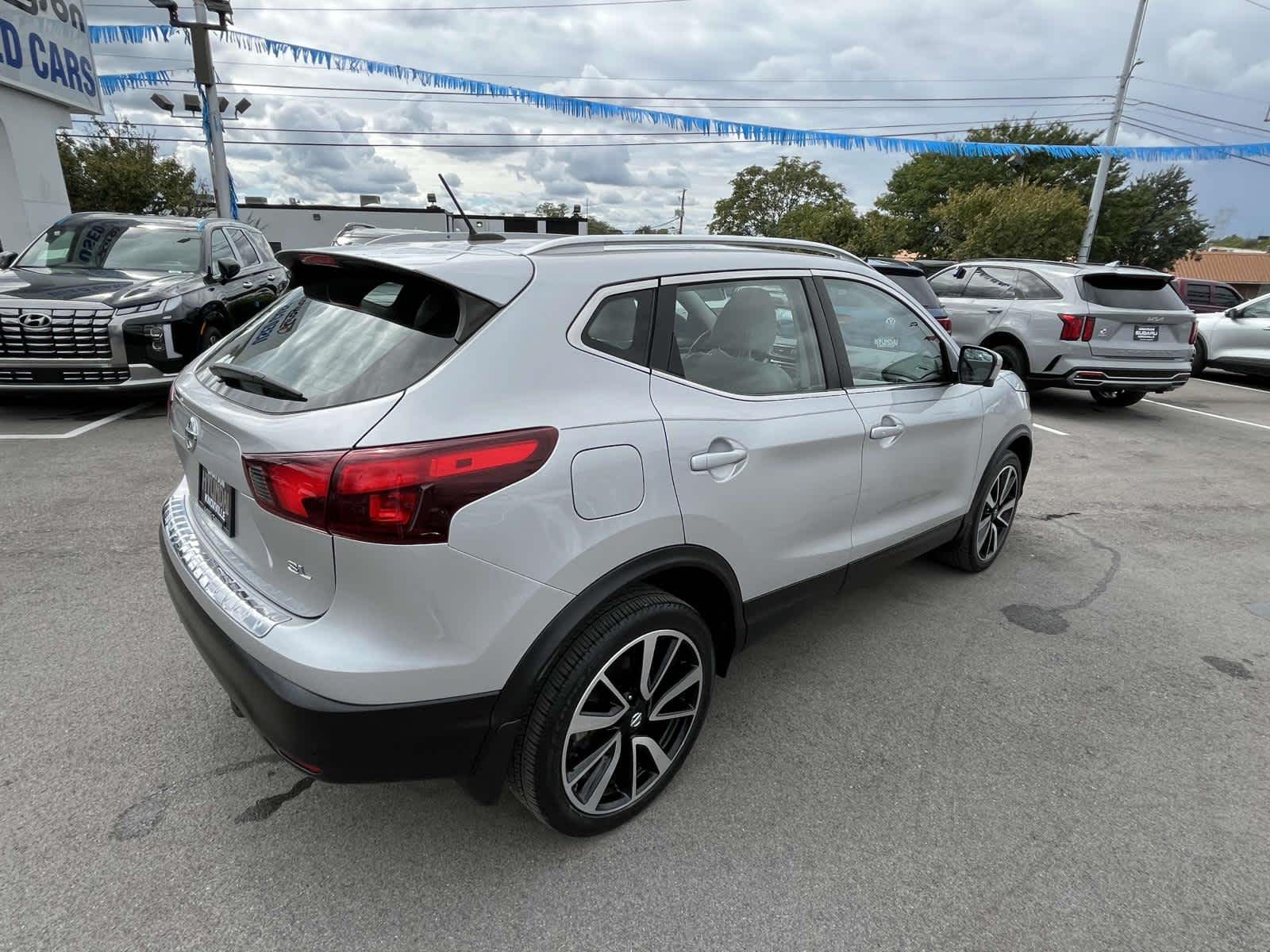 2019 Nissan Rogue Sport SL 8