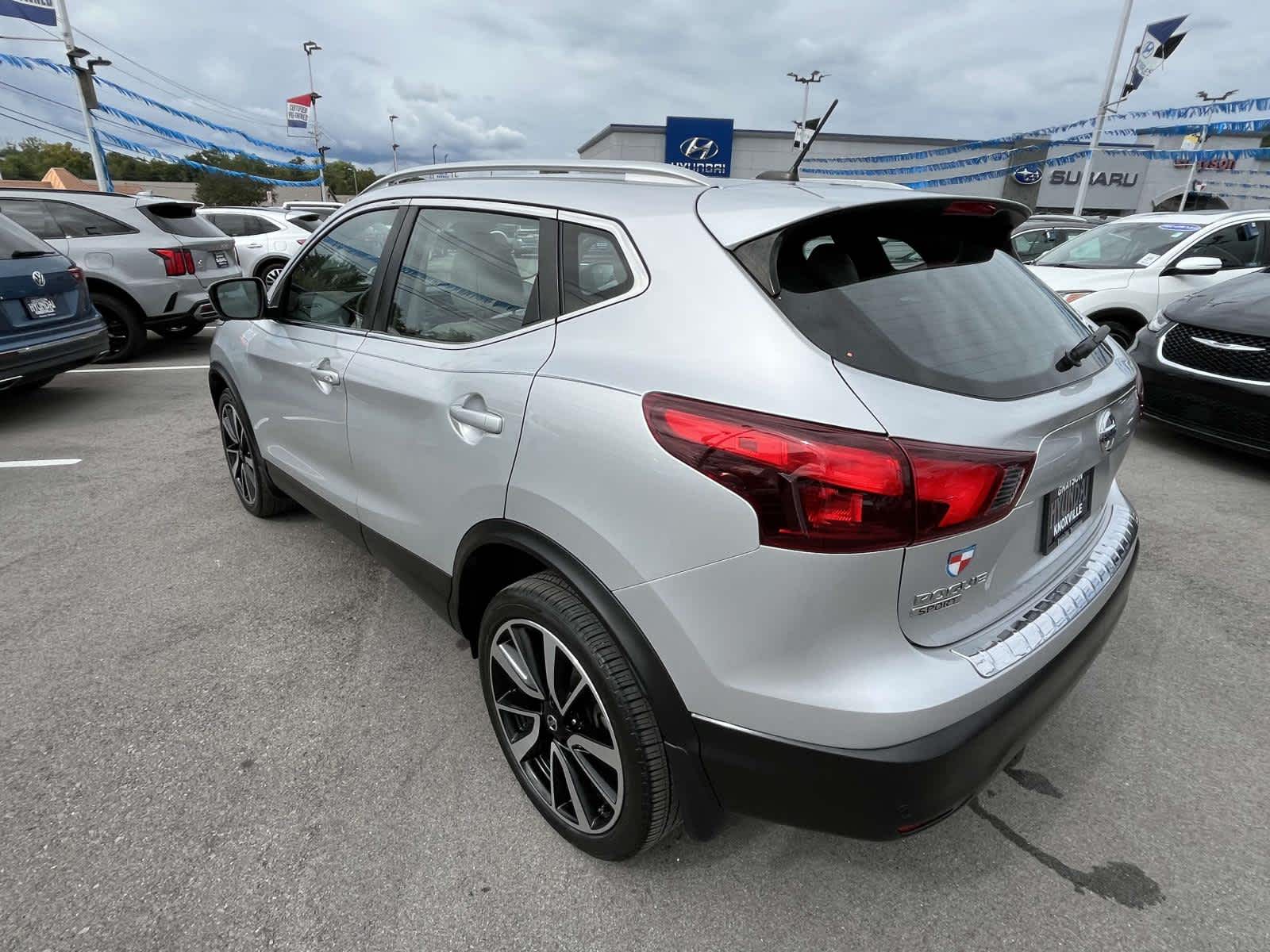 2019 Nissan Rogue Sport SL 6