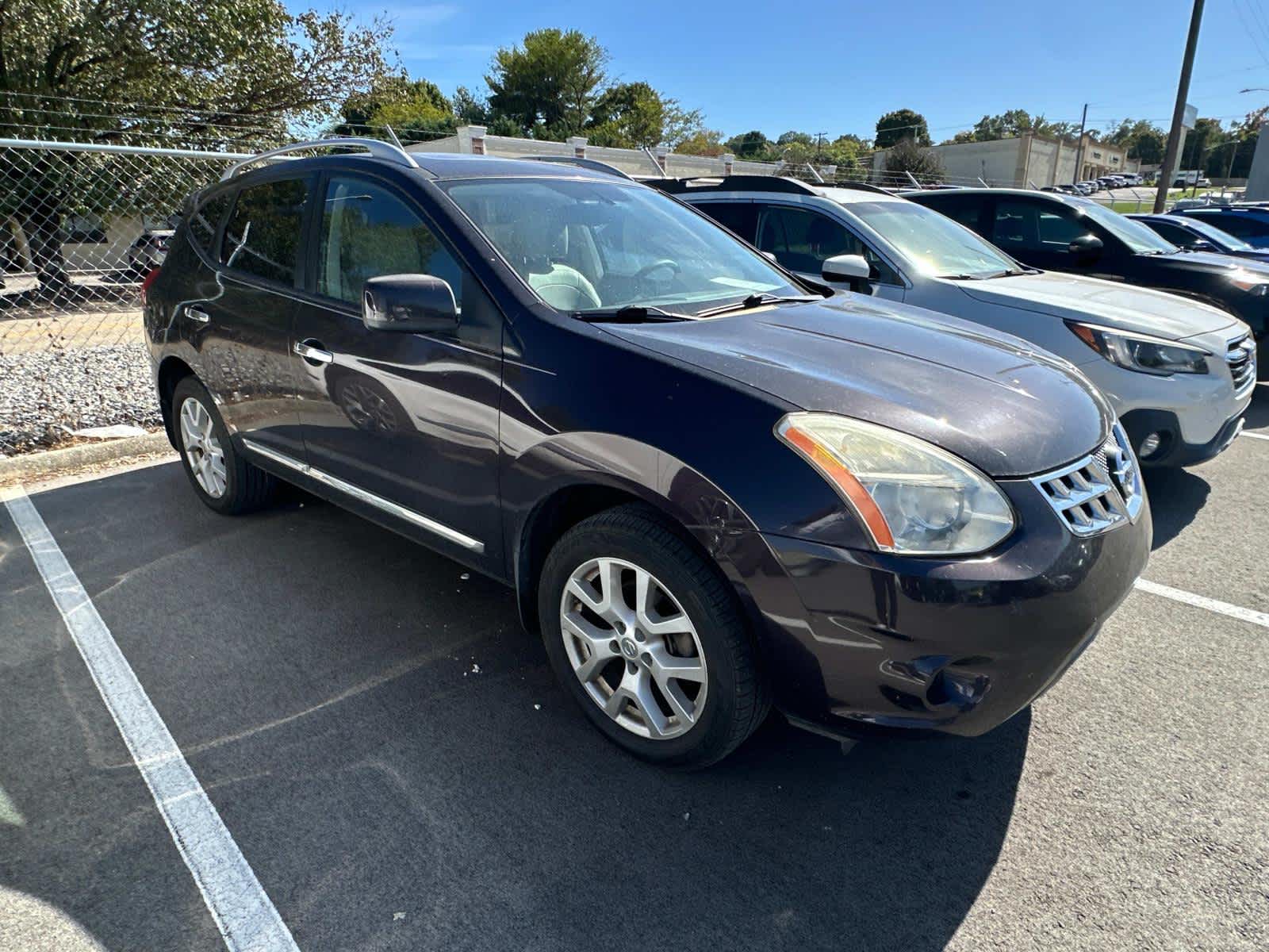 2011 Nissan Rogue SV 4