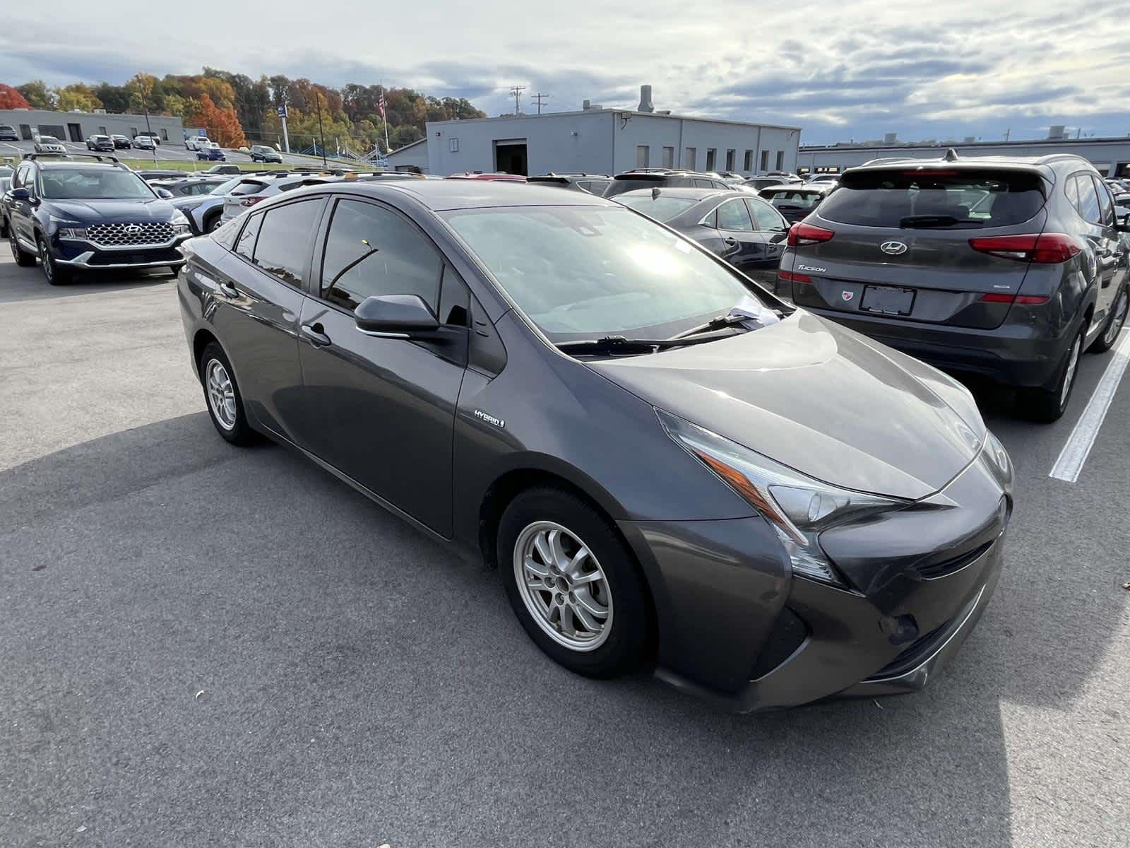 2018 Toyota Prius One 3