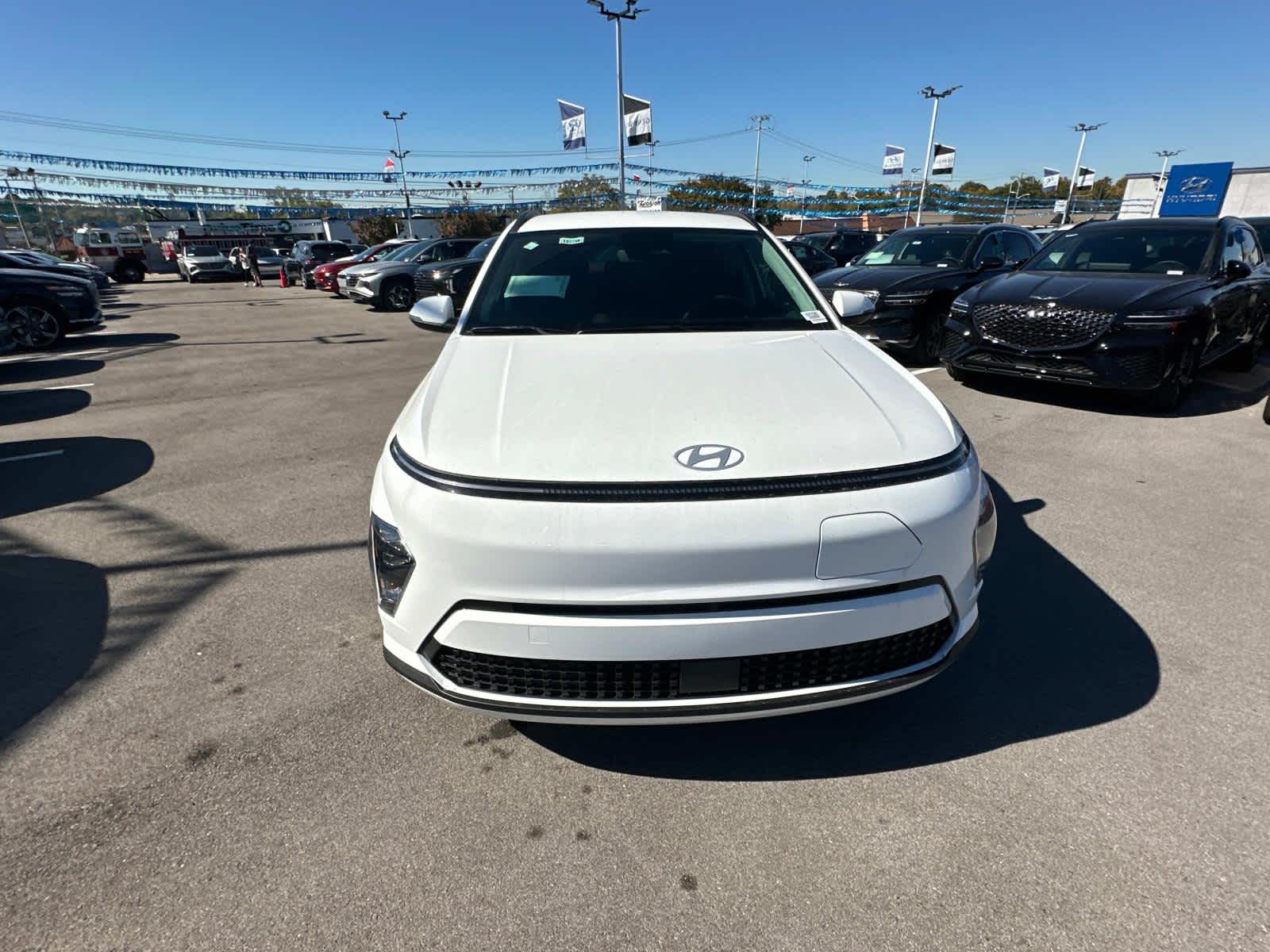 2025 Hyundai Kona Electric SEL 3