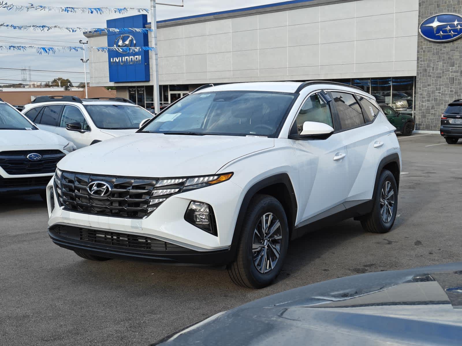 2024 Hyundai Tucson Hybrid Blue 3