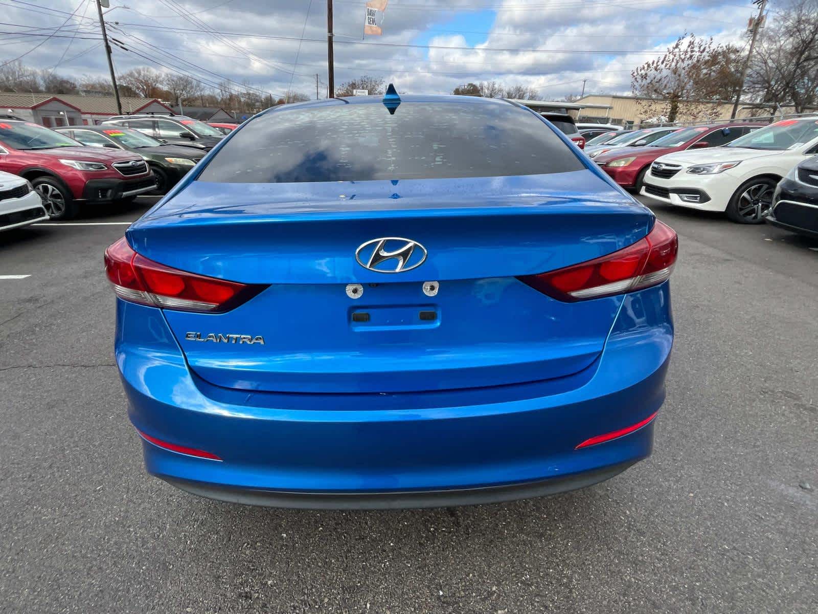 2017 Hyundai Elantra SE 7