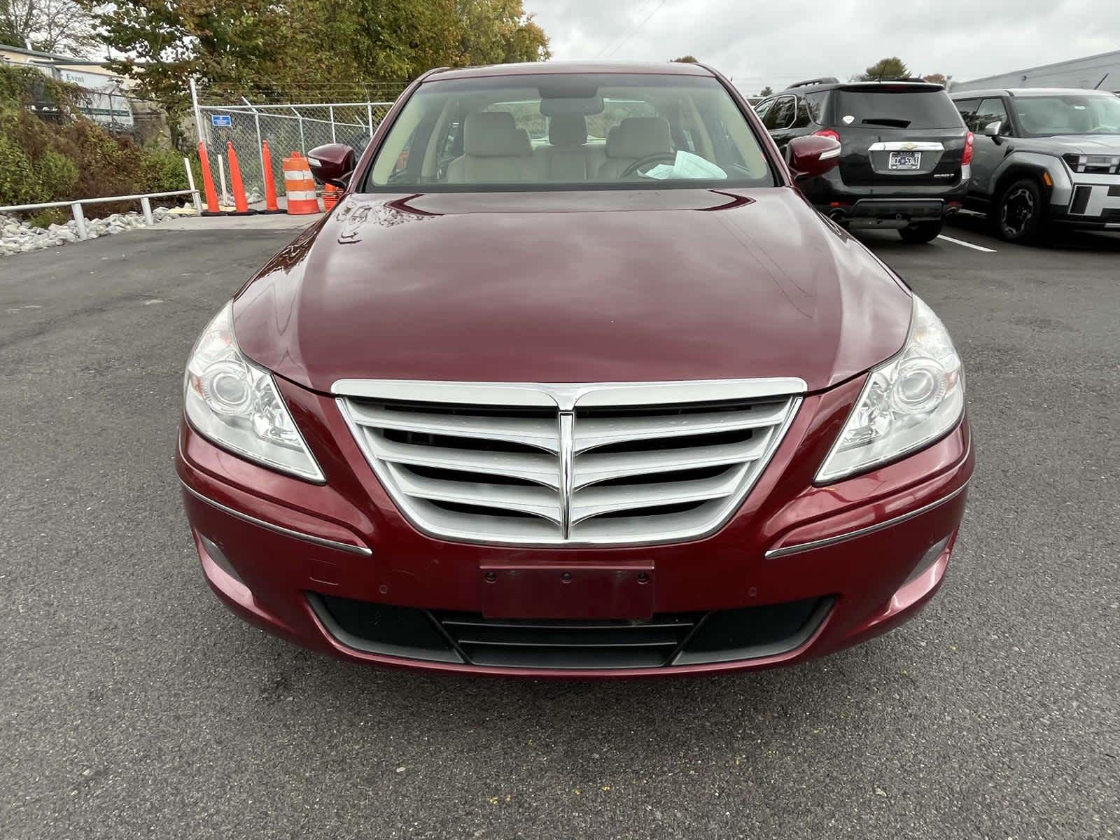 2011 Hyundai Genesis 4DR SDN V8 3