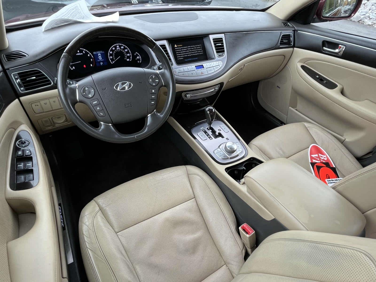 2011 Hyundai Genesis 4DR SDN V8 13