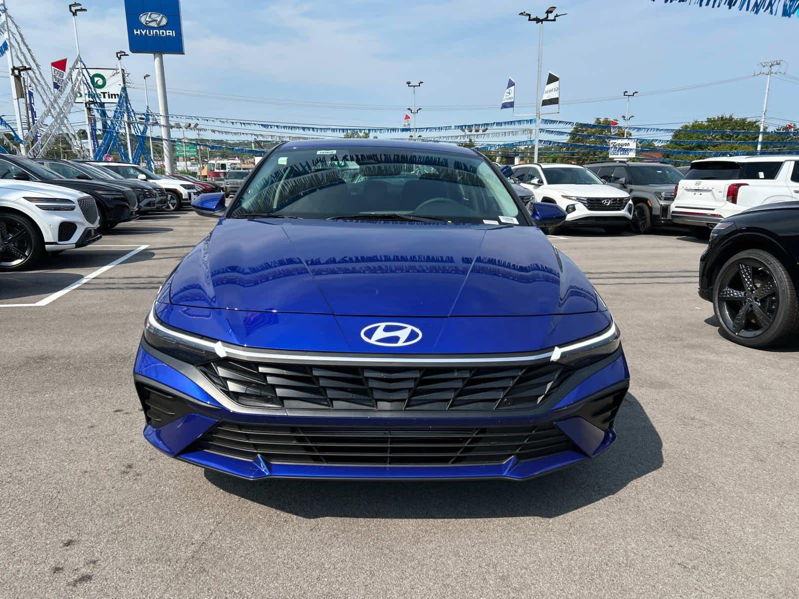 2024 Hyundai Elantra SEL 3