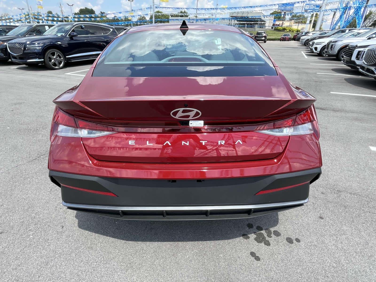 2024 Hyundai Elantra SEL 7