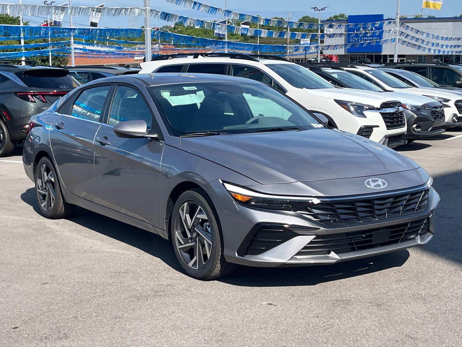 2024 Hyundai Elantra SEL 2