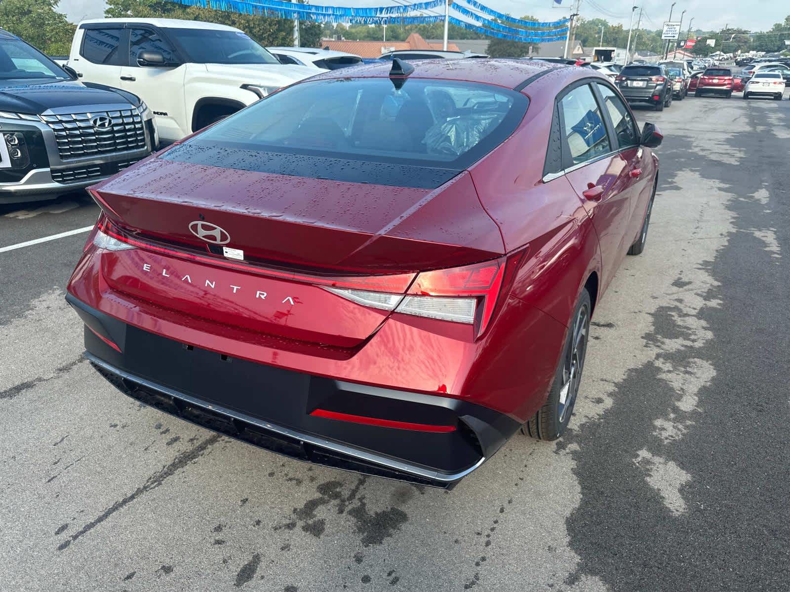 2024 Hyundai Elantra SEL 8