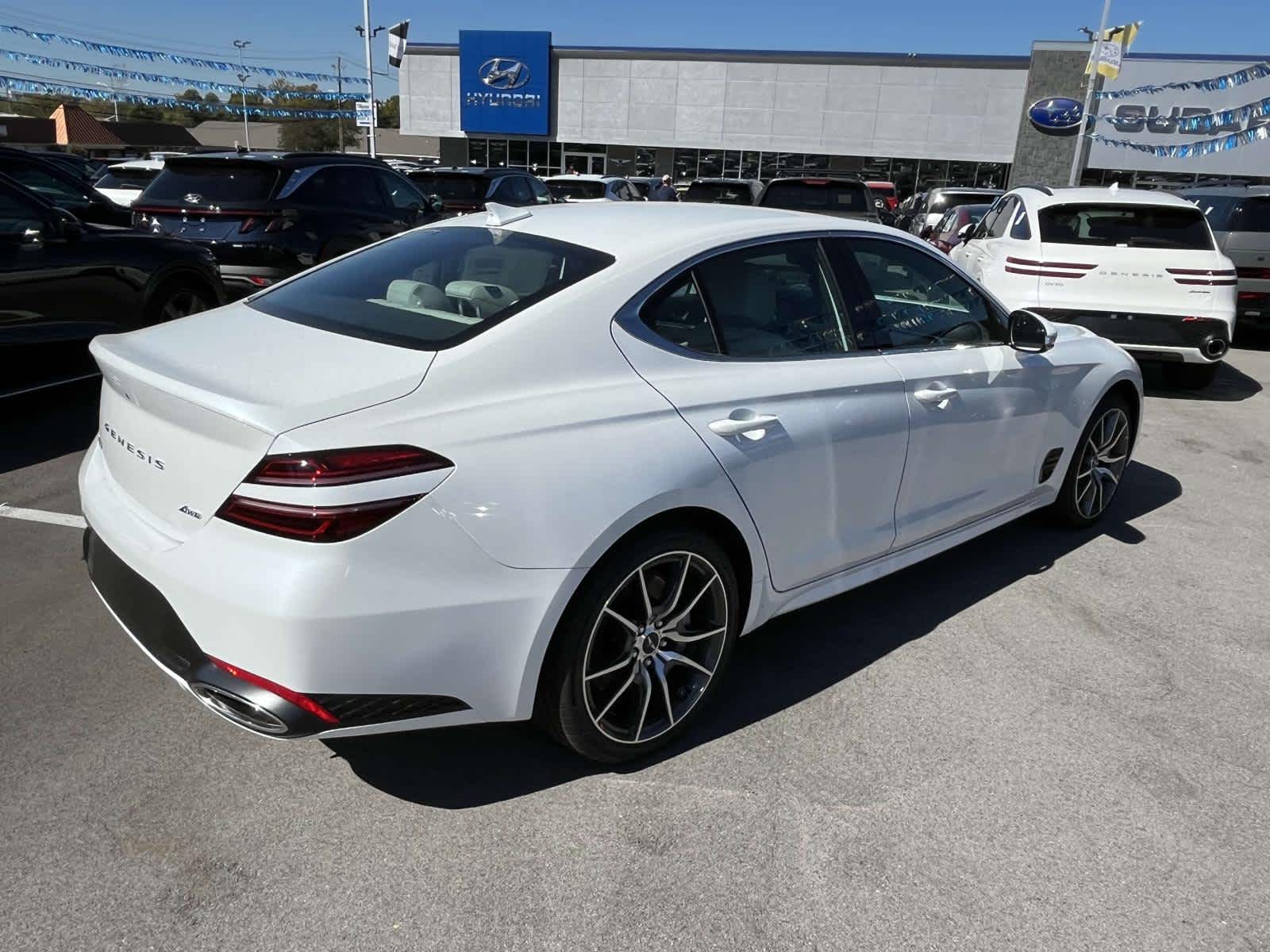 2025 Genesis G70 2.5T 8