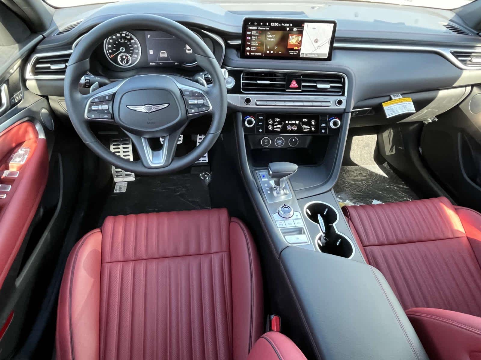 2025 Genesis G70 2.5T 12