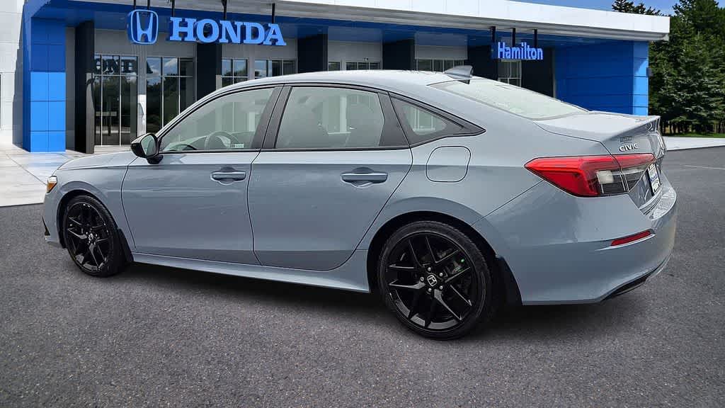 View vehicle photo 6