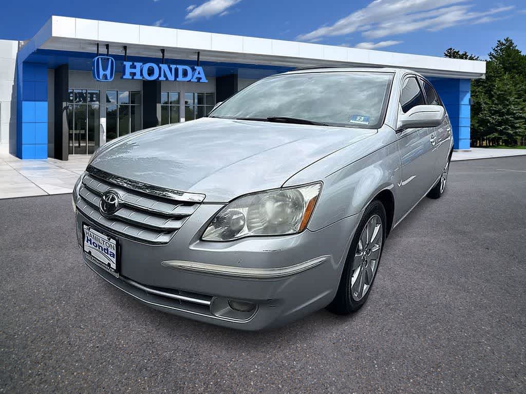 Titanium Metallic 2007 Toyota Avalon Sedan Front-Wheel Drive 5-Speed Automatic