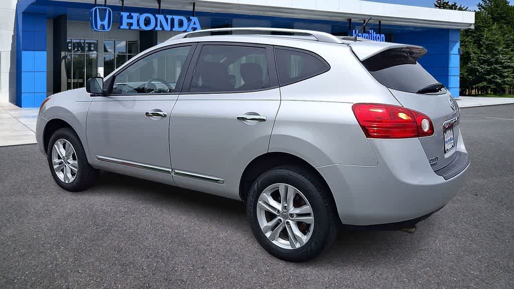 View vehicle photo 6