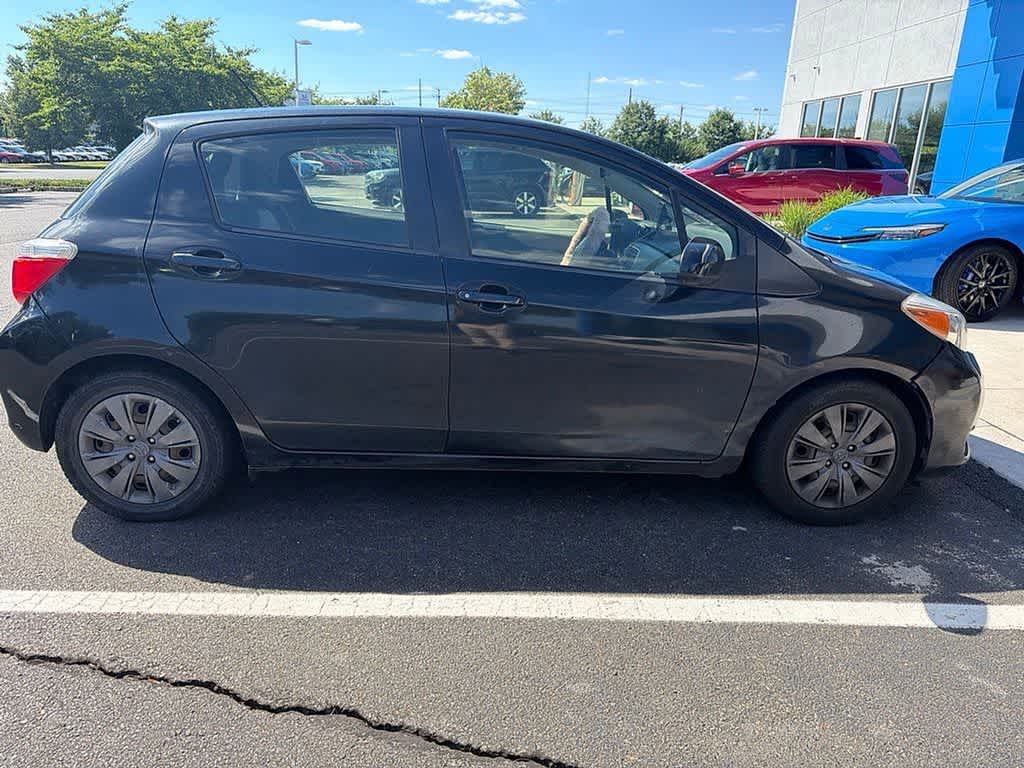 View vehicle photo 5
