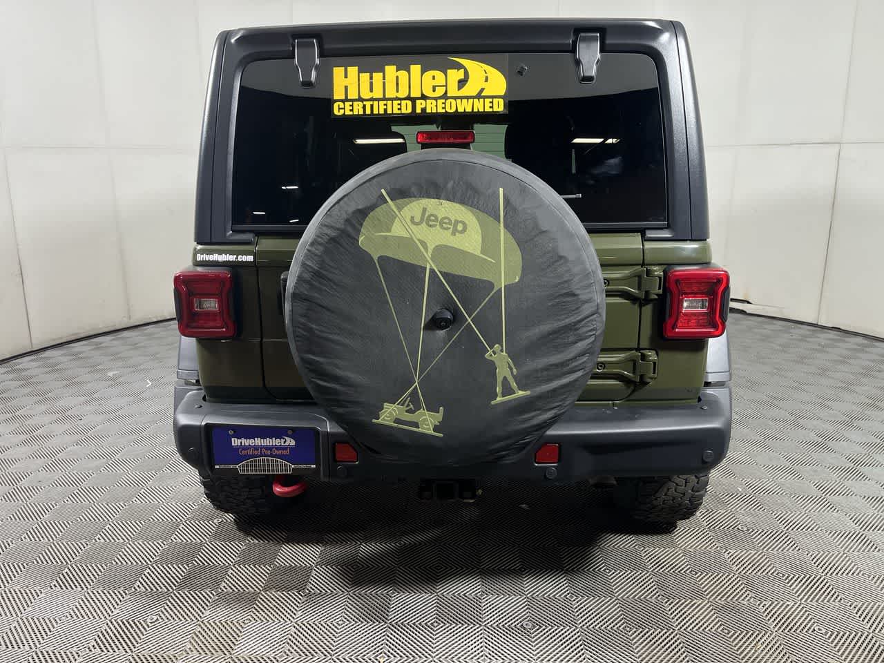 View vehicle photo 7