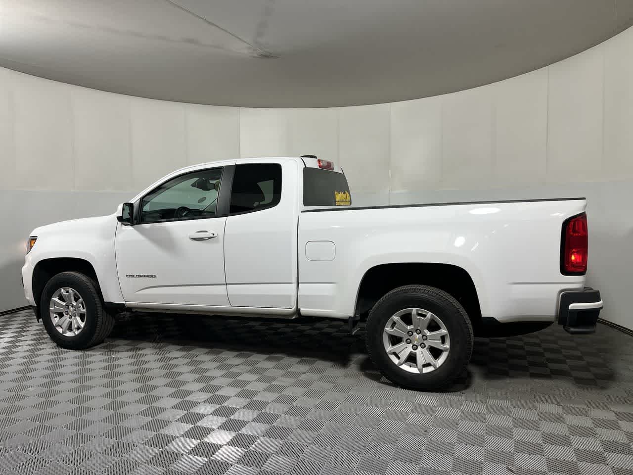 View vehicle photo 6