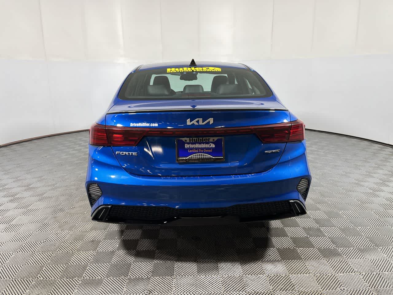 View vehicle photo 7