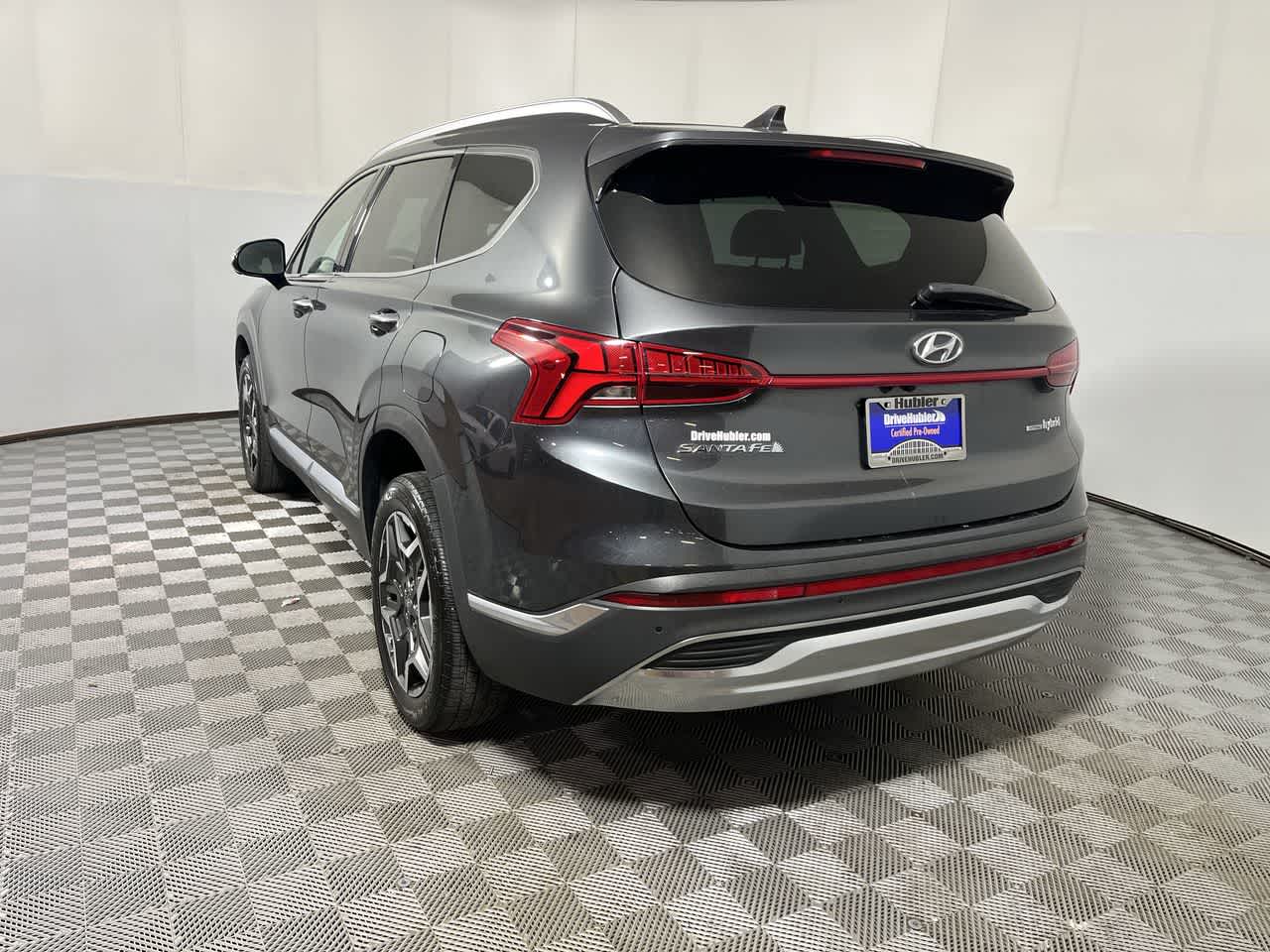 View vehicle photo 6