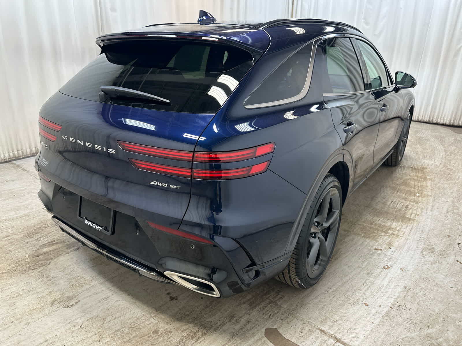 View vehicle photo 6