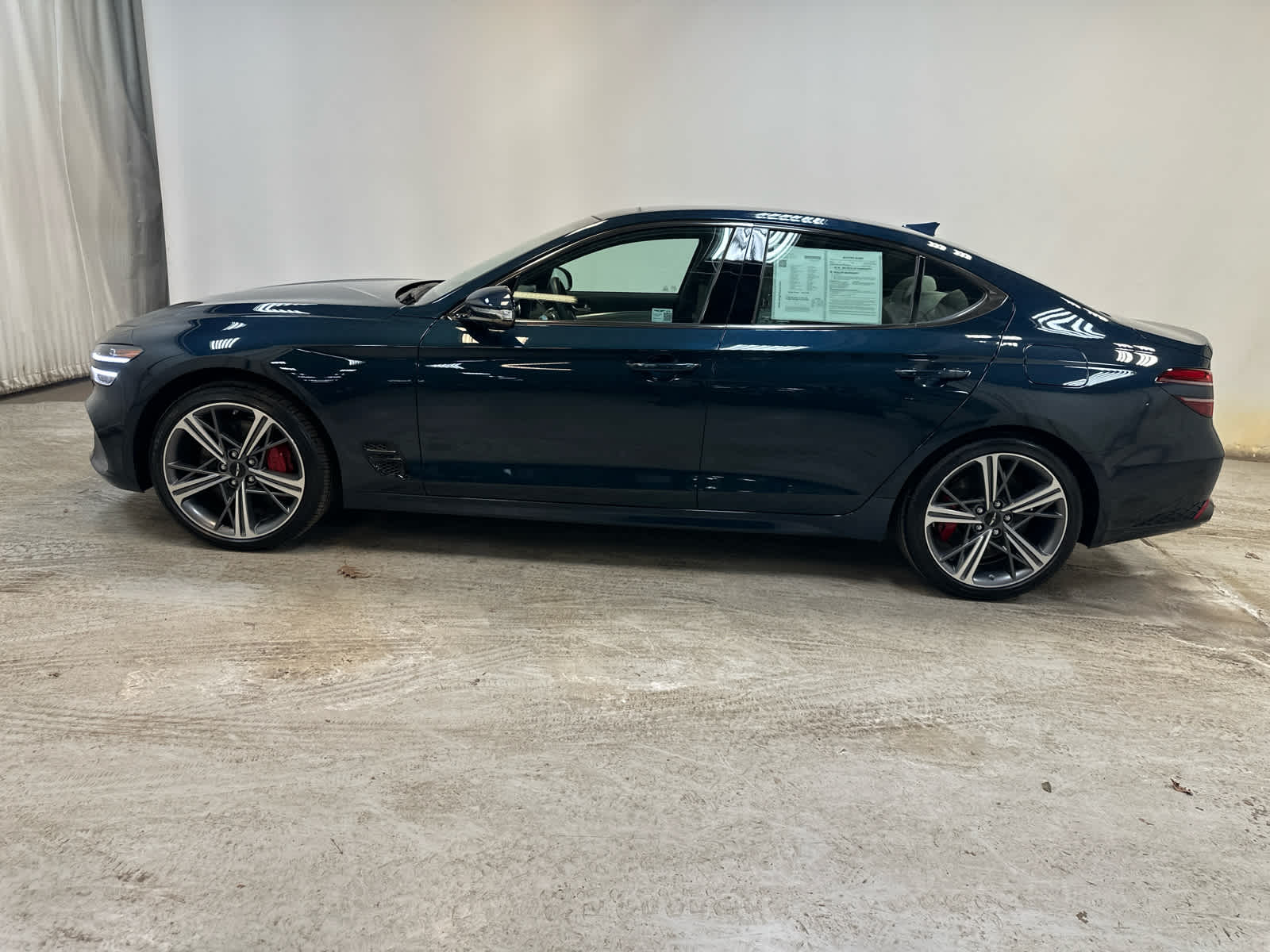 View vehicle photo 7