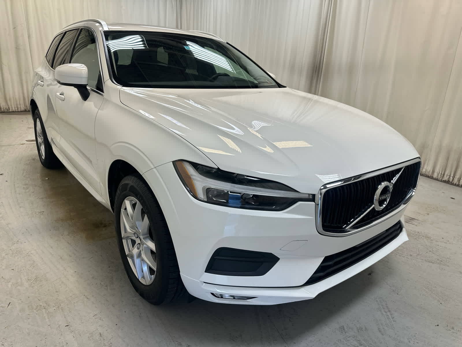 Ice White 2021 Volvo XC60 SUV / Crossover All-Wheel Drive 8-Speed Automatic