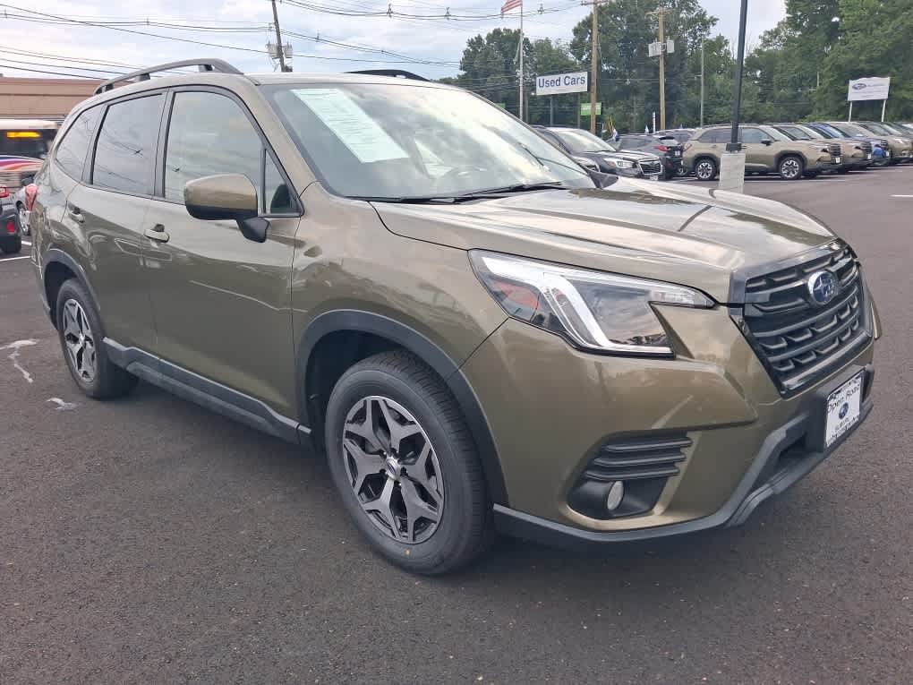 2023 Subaru Forester Premium