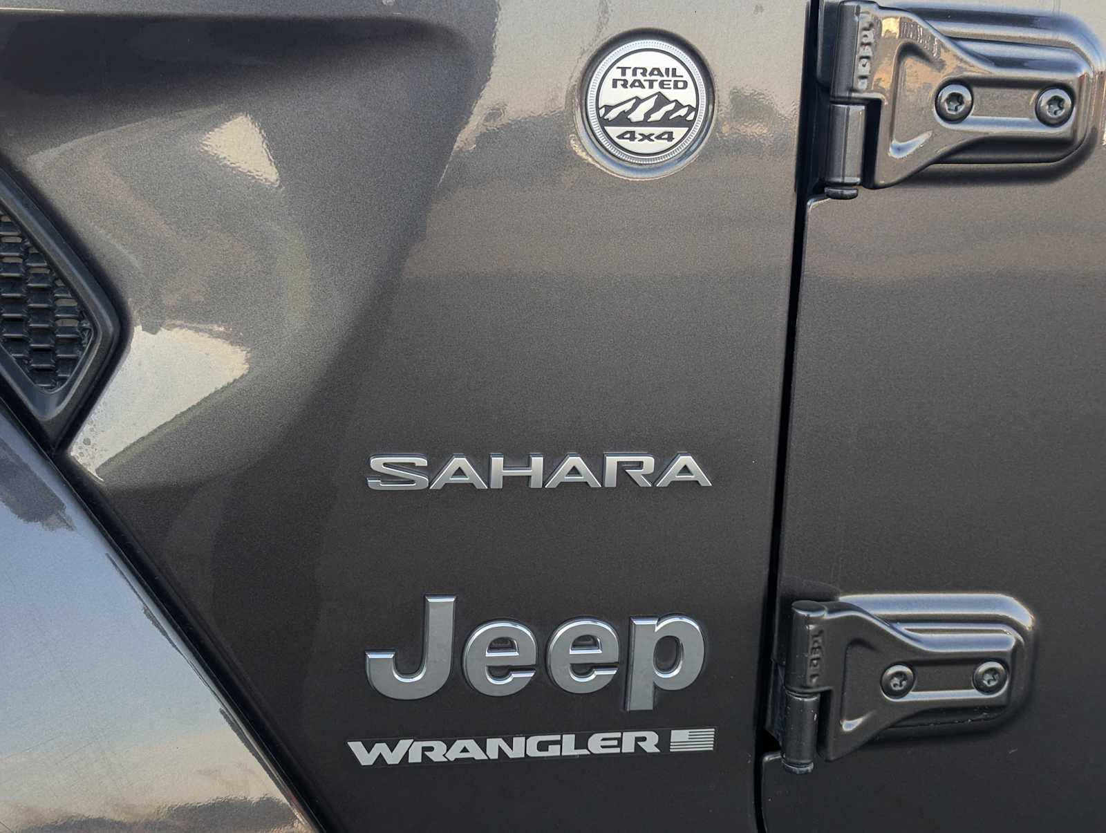 2023 Jeep Wrangler Sahara 11