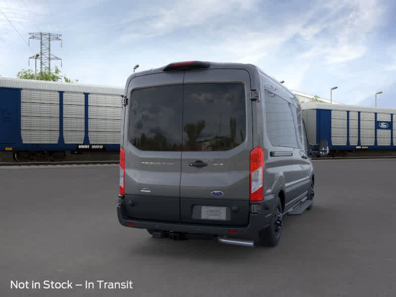 2024 Ford Transit Passenger XLT 8