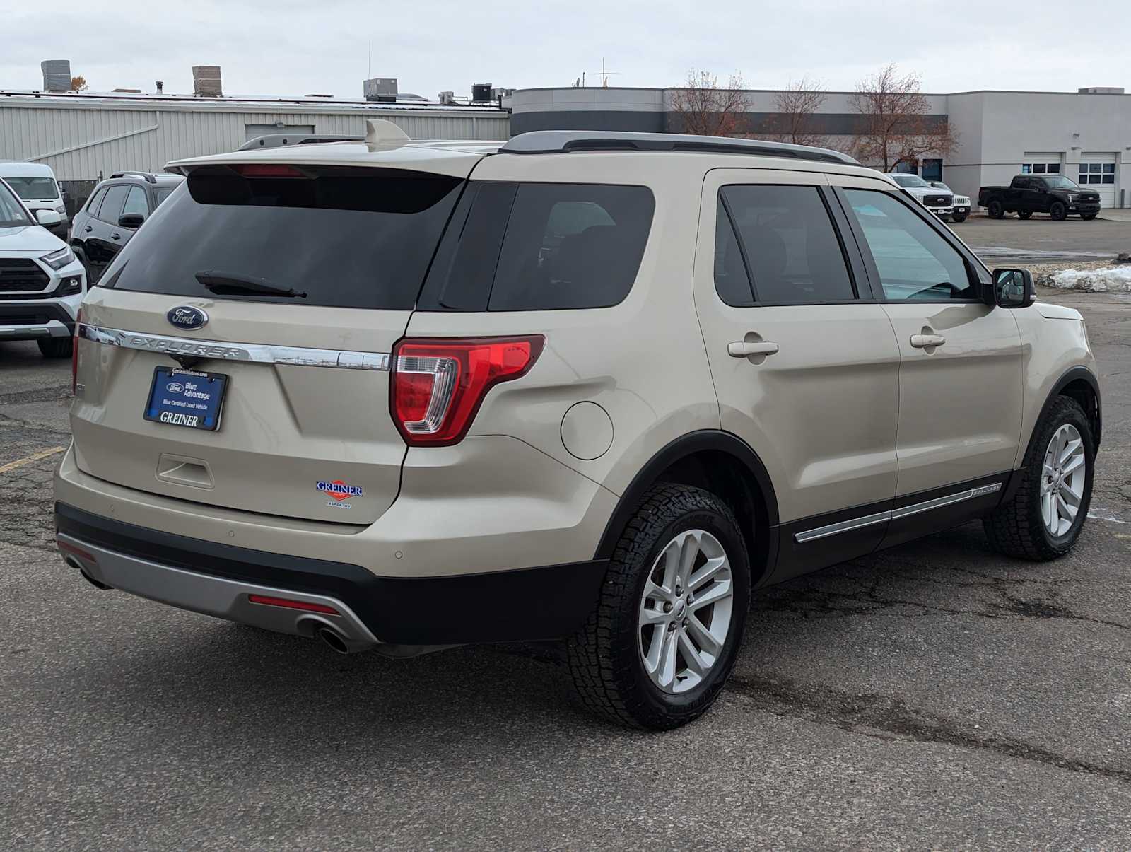 2017 Ford Explorer XLT 6