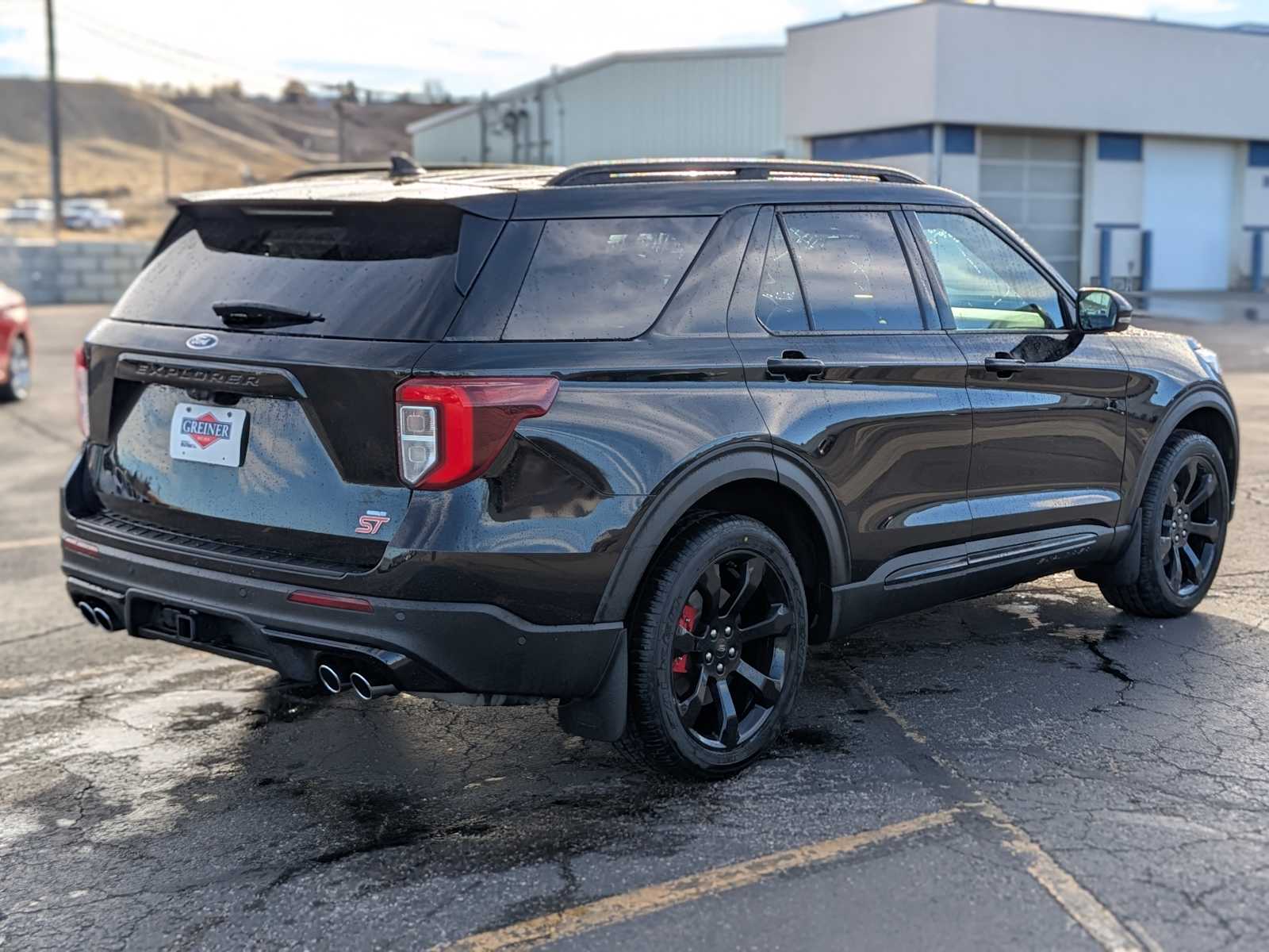 2021 Ford Explorer ST 5