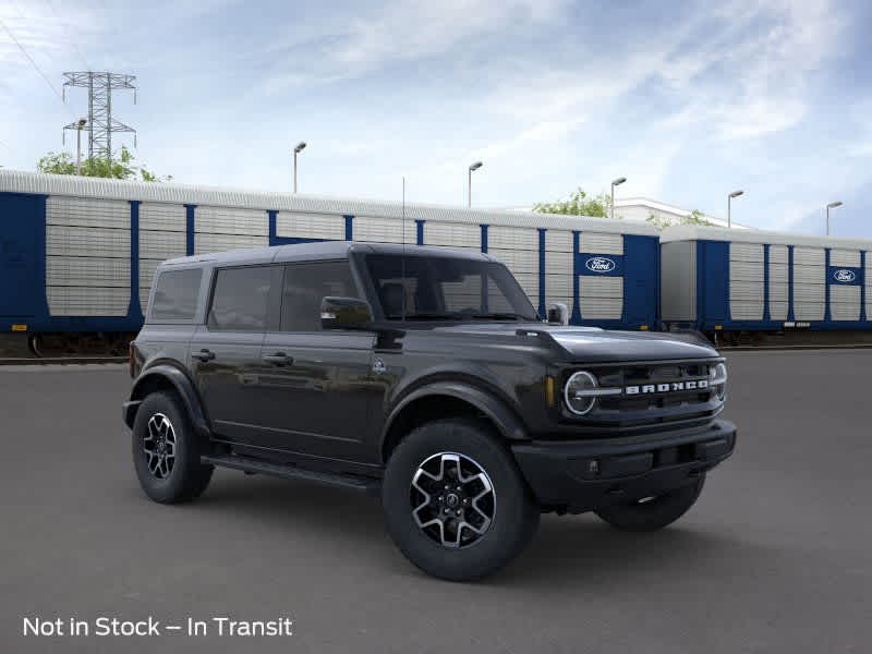 2024 Ford Bronco Outer Banks 7