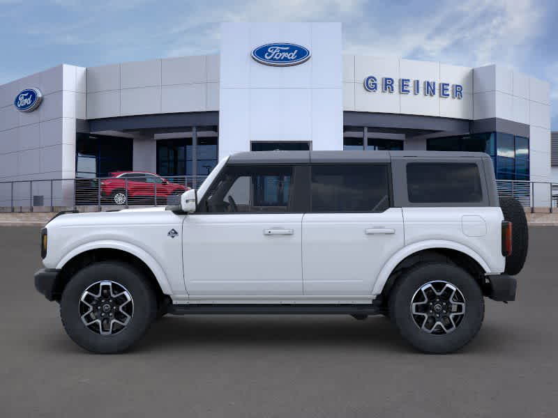 2024 Ford Bronco Outer Banks 3