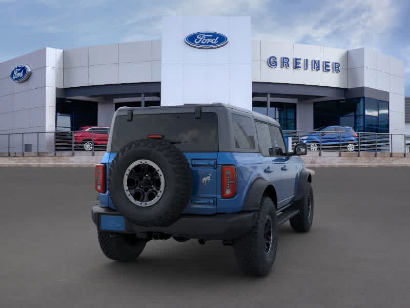 2024 Ford Bronco Outer Banks 8