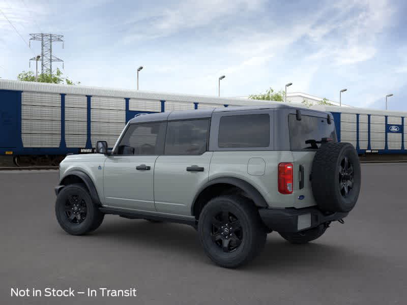 2024 Ford Bronco Black Diamond 4