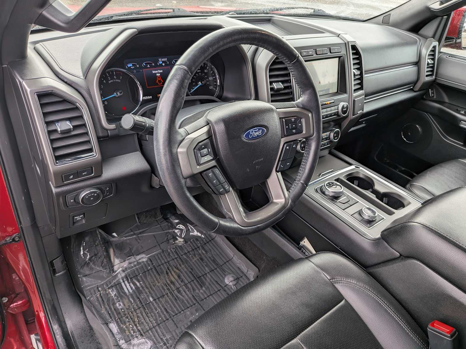 2021 Ford Expedition XLT 2